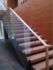 Stairman-metalltrepid-Raamita-trepp